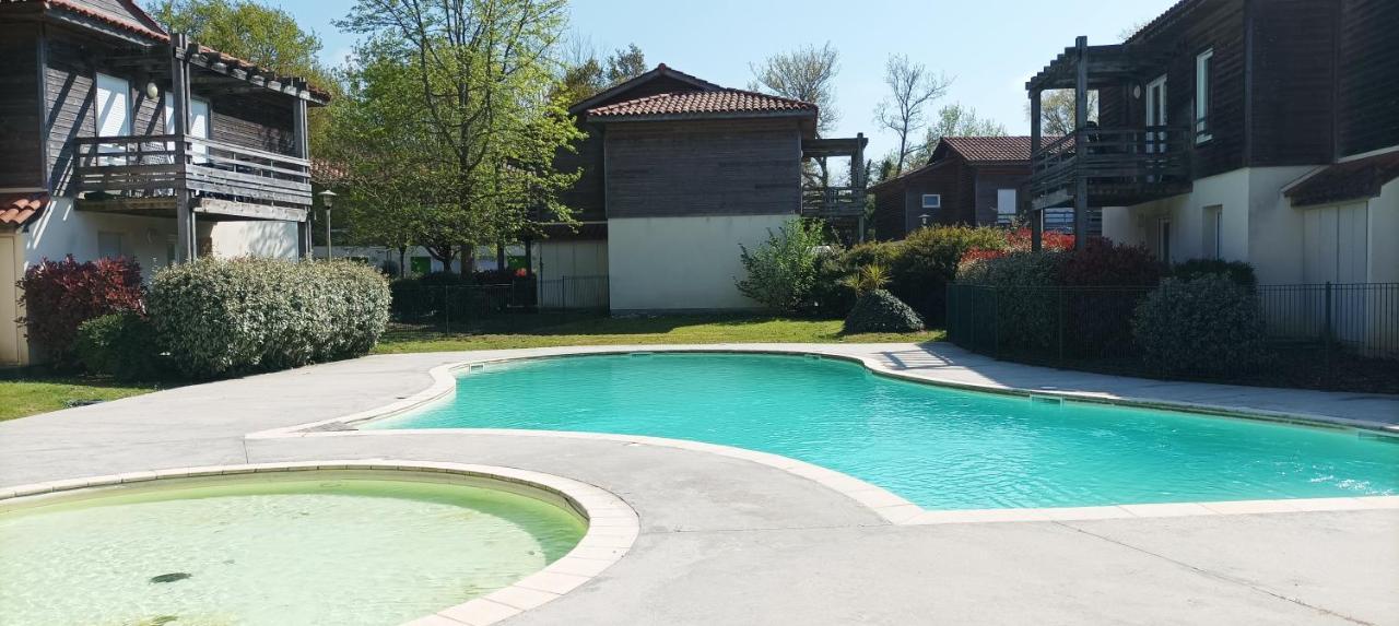 Les Terrasses Du Lac Piscine Et Vue Lac A4 Aureilhan  ภายนอก รูปภาพ