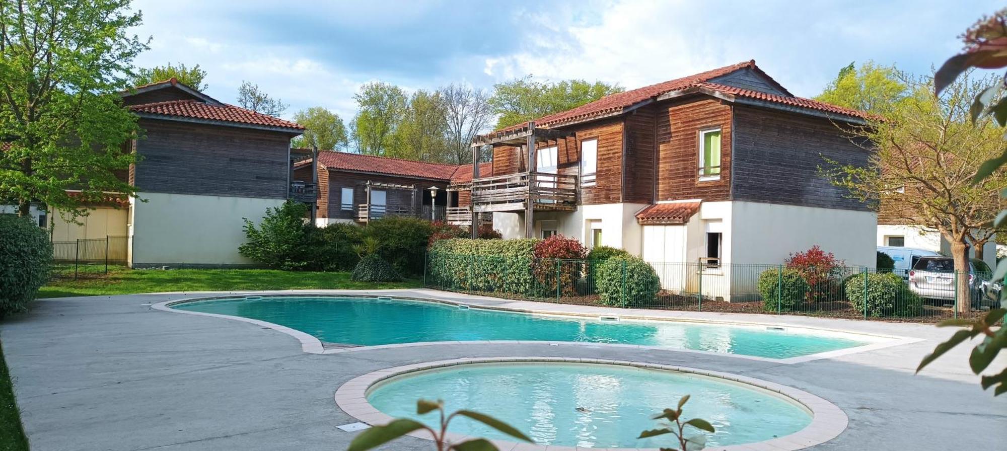 Les Terrasses Du Lac Piscine Et Vue Lac A4 Aureilhan  ภายนอก รูปภาพ
